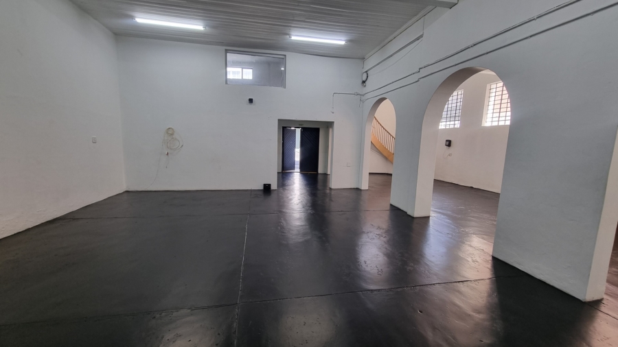 To Let Commercial Property for Rent in Woodstock Western Cape